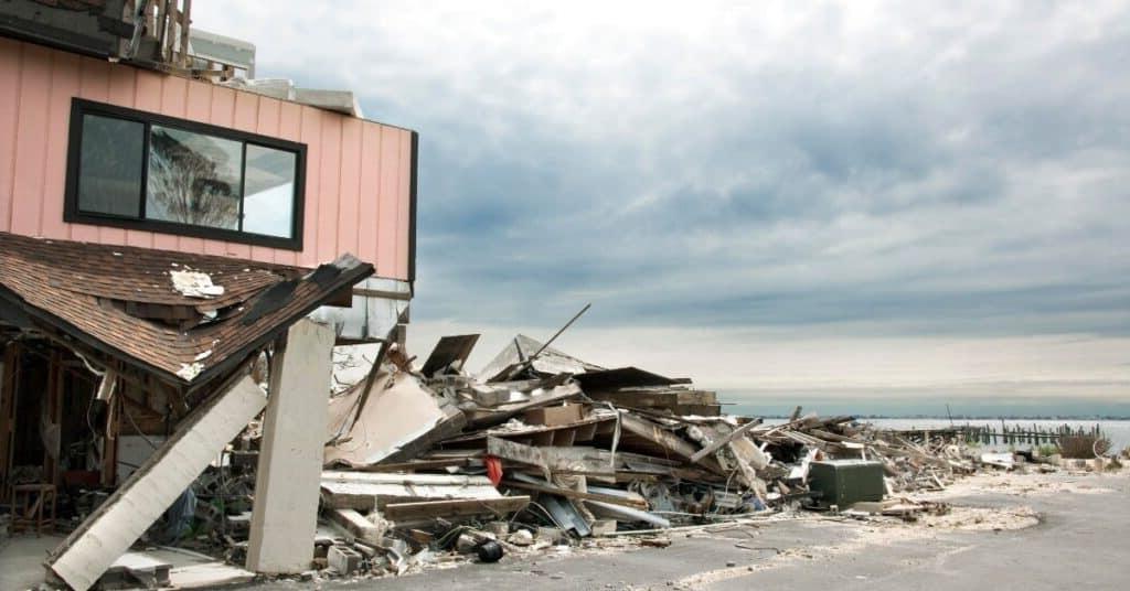 如果你的家或生意被飓风艾达破坏了该怎么办